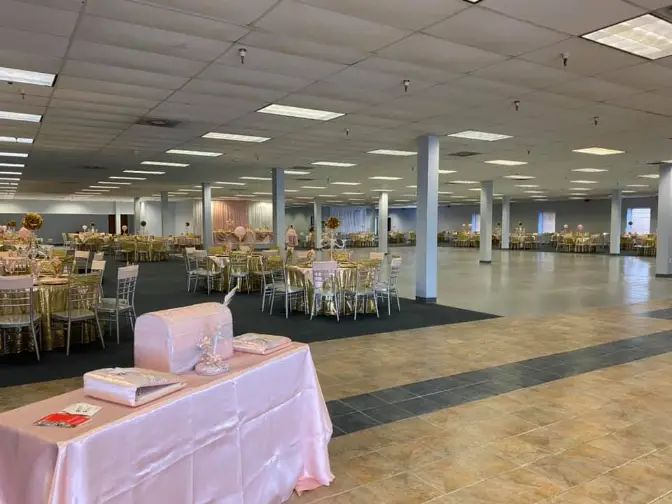 4 Angeles Event Center